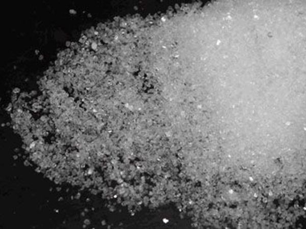 Crystalline magnesium chloride